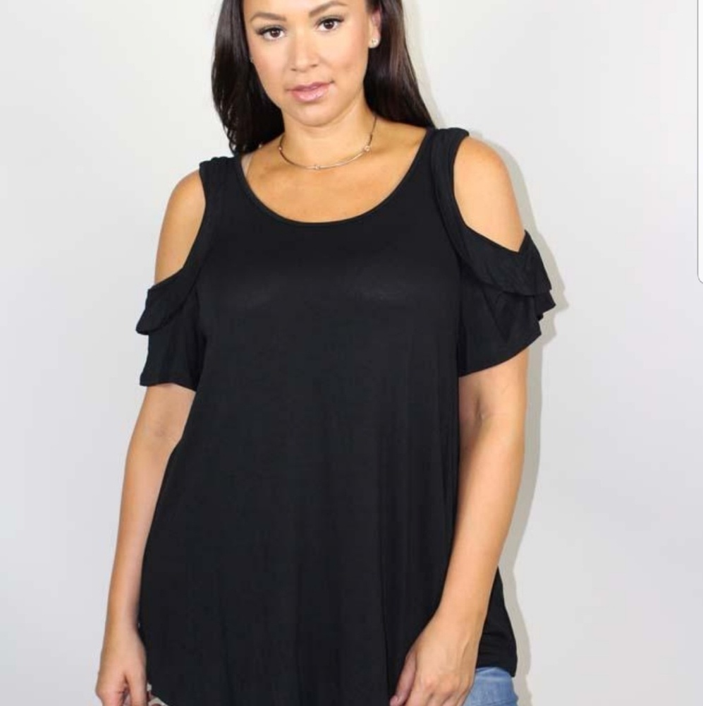 HP🥳🥳PLUS SIZES!!  RuffleTOP SZ 1XL/2X/3X